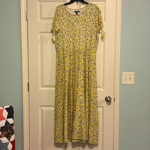 Chaps yellow cotton floral maxi dress. New with tags.
